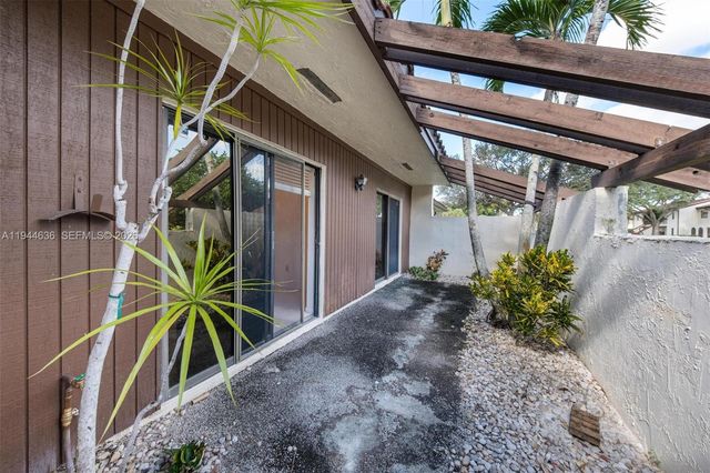 21877 Arriba Real, Boca Raton, FL 33433