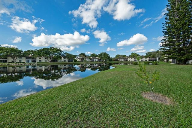 21877 Arriba Real, Boca Raton, FL 33433