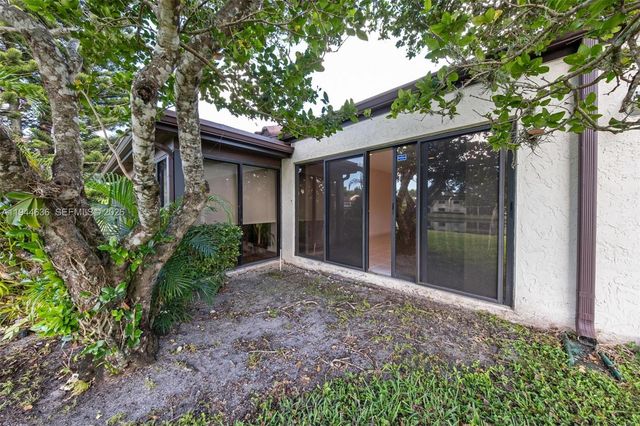 21877 Arriba Real, Boca Raton, FL 33433