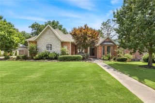3061 E Stone Mountain Drive, Fayetteville, AR 72701