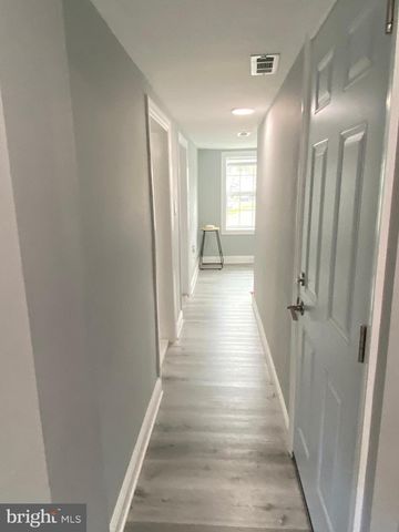 522 W KING ST, Martinsburg, WV 25401