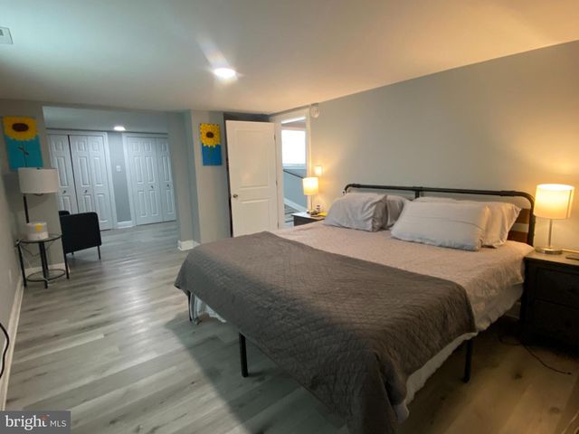 522 W KING ST, Martinsburg, WV 25401
