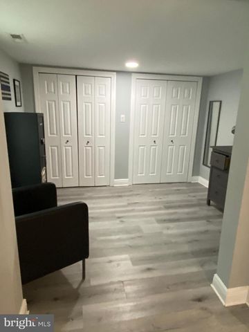 522 W KING ST, Martinsburg, WV 25401