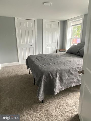 522 W KING ST, Martinsburg, WV 25401