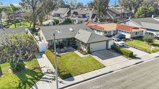 917 Helena, Costa Mesa, CA 92626