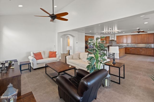 10062 E SOUTH BEND Drive, Scottsdale, AZ 85255