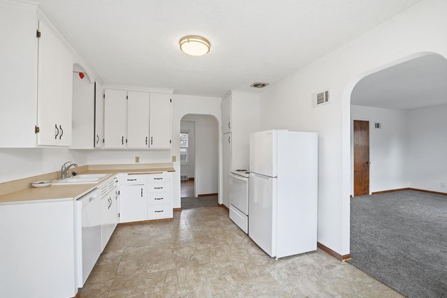 4459 28th Avenue S, Minneapolis, MN 55406