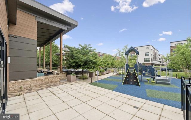 8154 TOMPKINS ST, Rockville, MD 20855