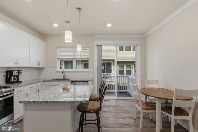 8154 TOMPKINS ST, Rockville, MD 20855