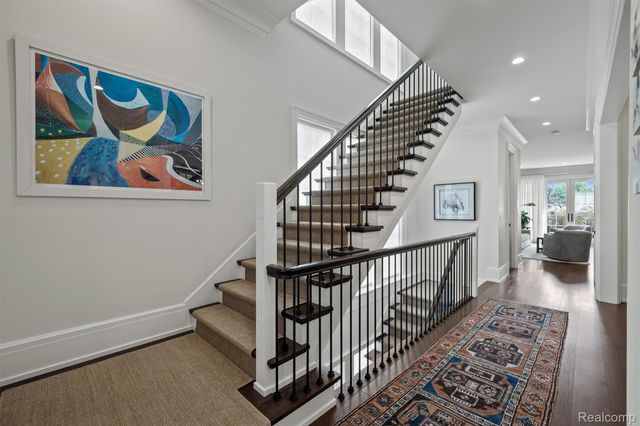 615 W Brown Street, Birmingham, MI 48009