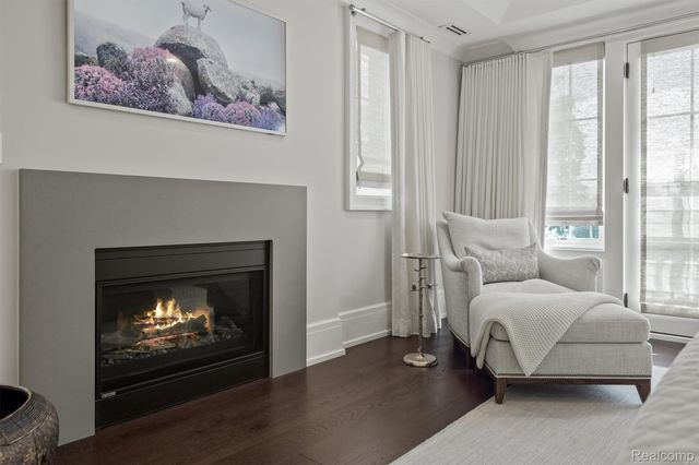 615 W Brown Street, Birmingham, MI 48009