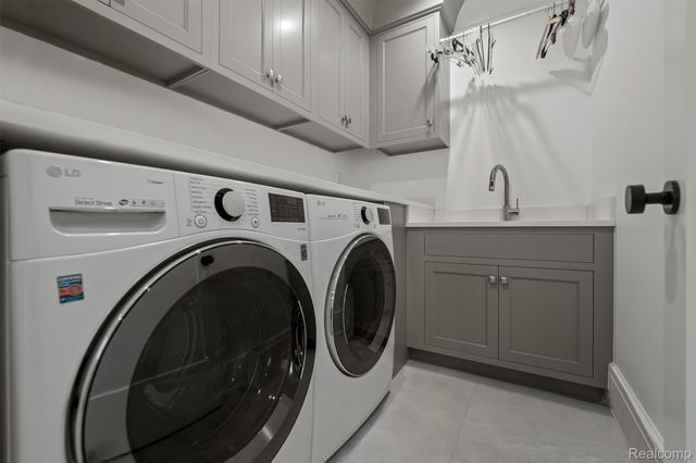 615 W Brown Street, Birmingham, MI 48009