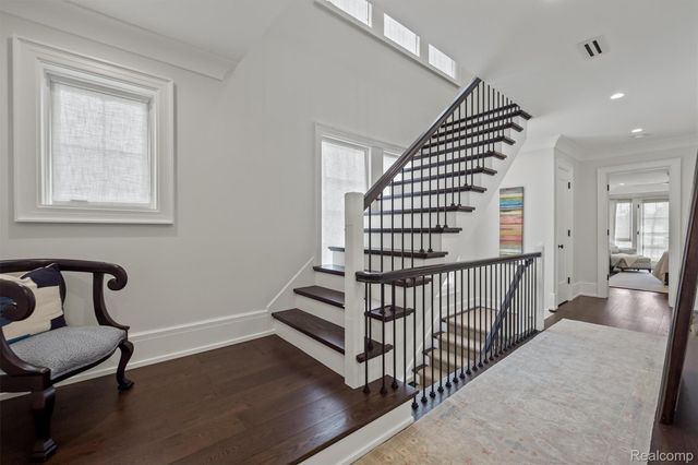 615 W Brown Street, Birmingham, MI 48009