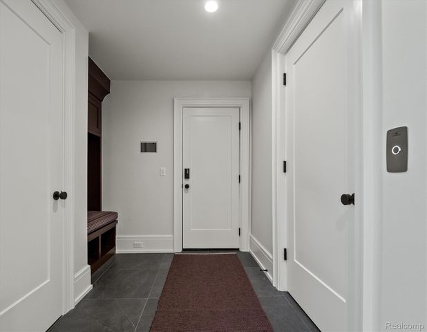 615 W Brown Street, Birmingham, MI 48009