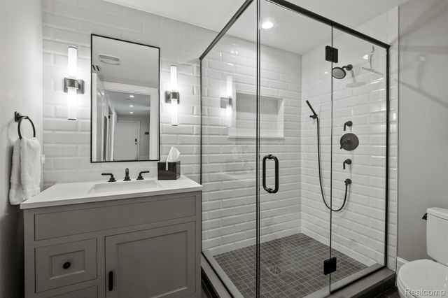 615 W Brown Street, Birmingham, MI 48009