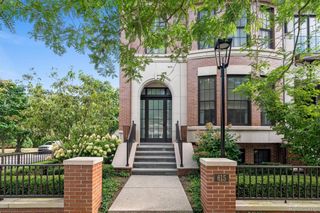 615 W Brown Street, Birmingham, MI 48009