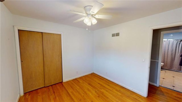 4542 W 50th Street, Roeland Park, KS 66205