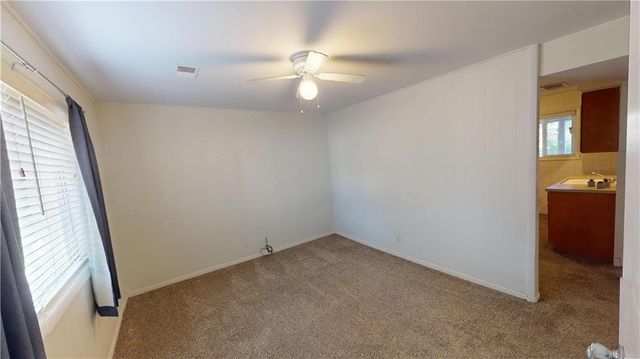 4542 W 50th Street, Roeland Park, KS 66205