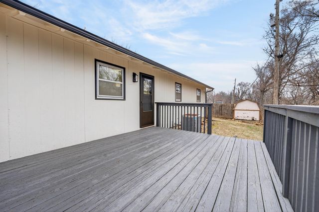 1310 N Taylor St, El Dorado, KS 67042