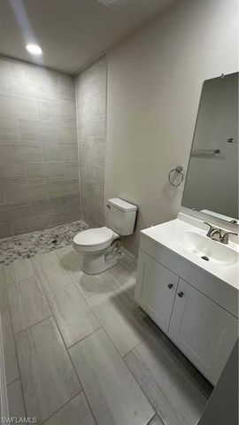 526 NE 25th AVE, Cape Coral, FL 33909