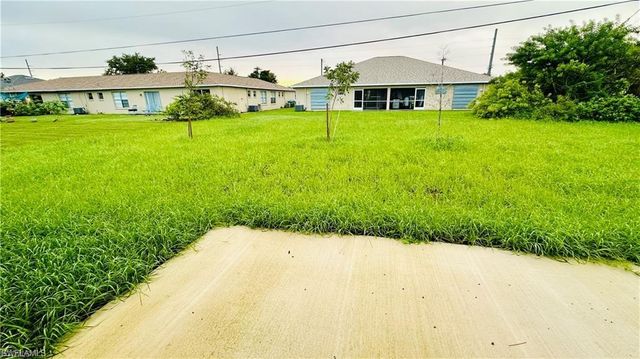 526 NE 25th AVE, Cape Coral, FL 33909