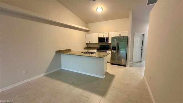 526 NE 25th AVE, Cape Coral, FL 33909