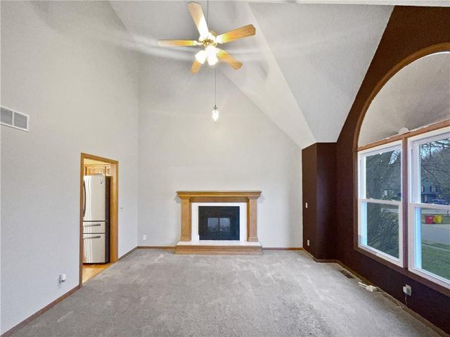 4705 Creek Side Lane, Blue Springs, MO 64015