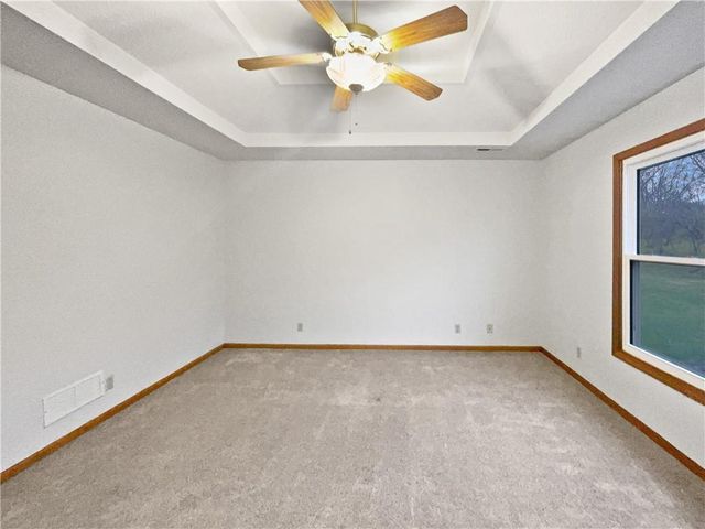 4705 Creek Side Lane, Blue Springs, MO 64015