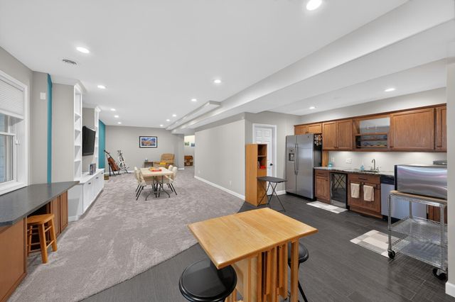 94 Scotscraig Drive, Valparaiso, IN 46385