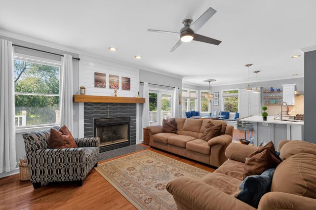 94 Scotscraig Drive, Valparaiso, IN 46385