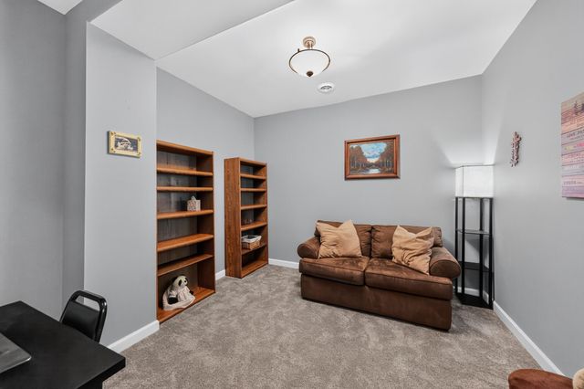 94 Scotscraig Drive, Valparaiso, IN 46385