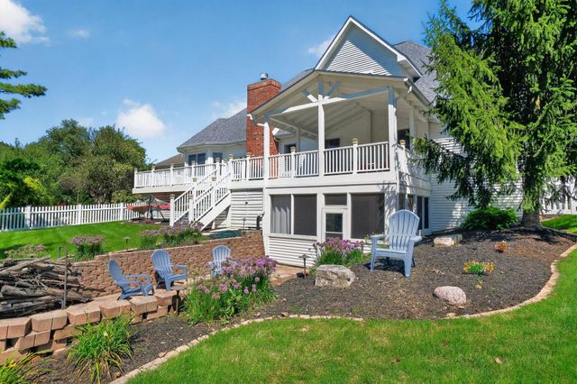 94 Scotscraig Drive, Valparaiso, IN 46385