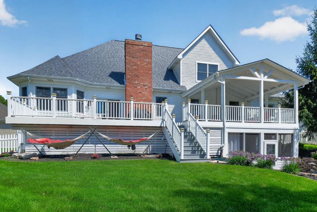 94 Scotscraig Drive, Valparaiso, IN 46385