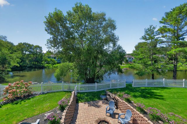 94 Scotscraig Drive, Valparaiso, IN 46385