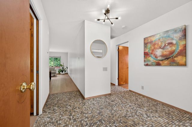 411 Valle Vista Ave, Vallejo, CA 94590