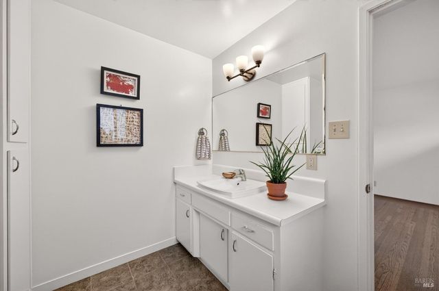411 Valle Vista Ave, Vallejo, CA 94590