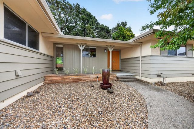 411 Valle Vista Ave, Vallejo, CA 94590