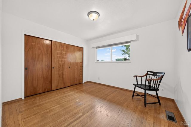 411 Valle Vista Ave, Vallejo, CA 94590