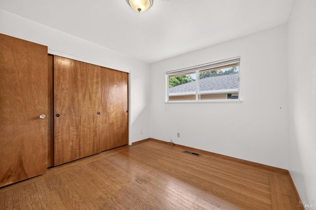 411 Valle Vista Ave, Vallejo, CA 94590