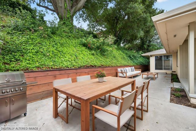 411 Valle Vista Ave, Vallejo, CA 94590