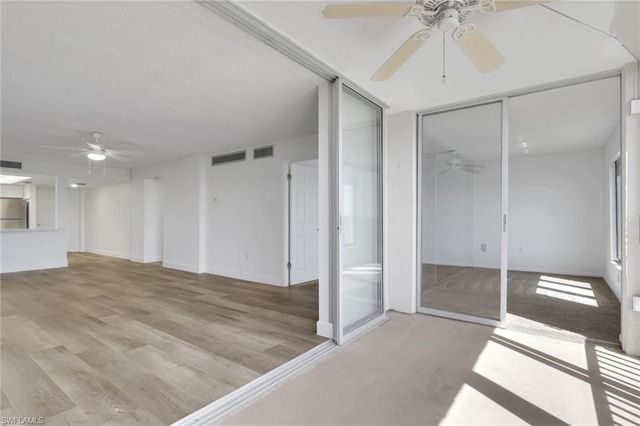 4280 SE 20th PL 402, Cape Coral, FL 33904