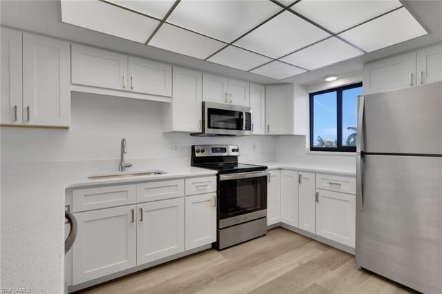 4280 SE 20th PL 402, Cape Coral, FL 33904