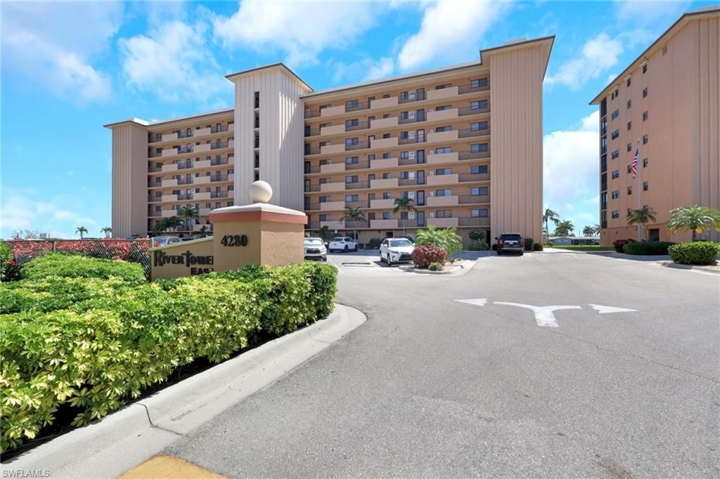 4280 SE 20th PL 402, Cape Coral, FL 33904