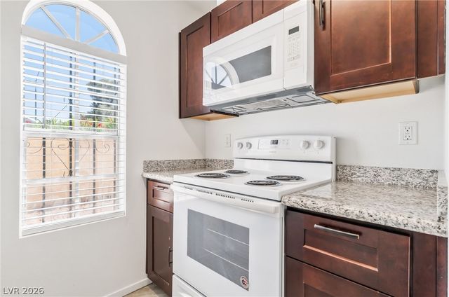 3683 Lucido Drive 24, Las Vegas, NV 89103