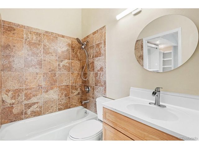 4646 S Dillon Ct A, Aurora, CO 80015