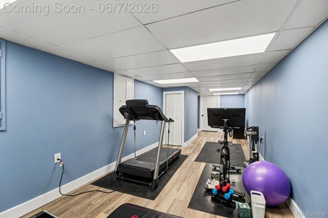 4071 Shore Crest Drive, West Bloomfield Charter Township, MI 48323