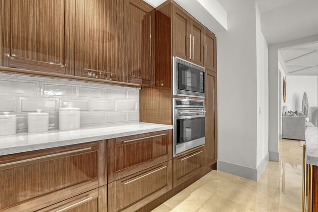 2700 N Ocean Drive 401a, Riviera Beach, FL 33404