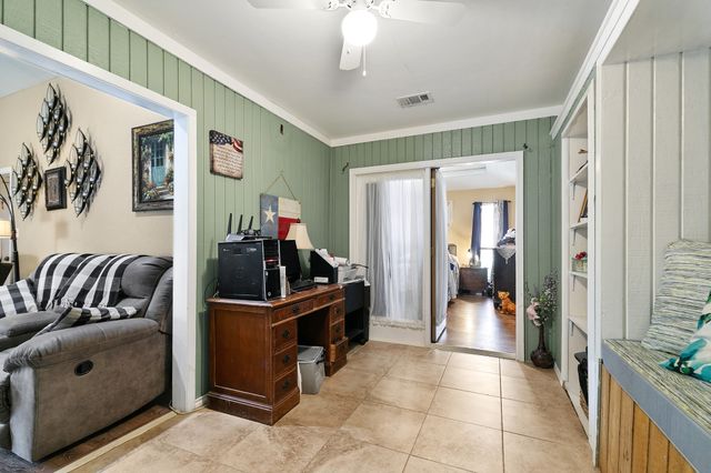 205 Forest Creek Drive, Sherman, TX 75092