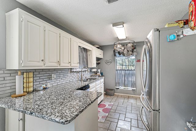 205 Forest Creek Drive, Sherman, TX 75092