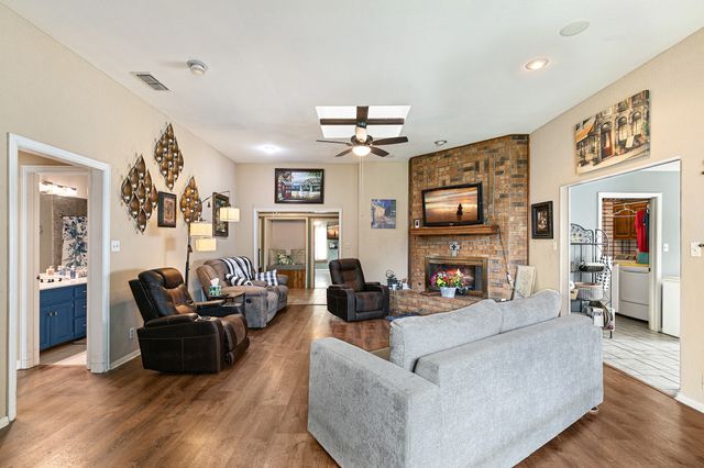 205 Forest Creek Drive, Sherman, TX 75092